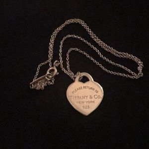 Tiffany’s Heart Tag Pendant